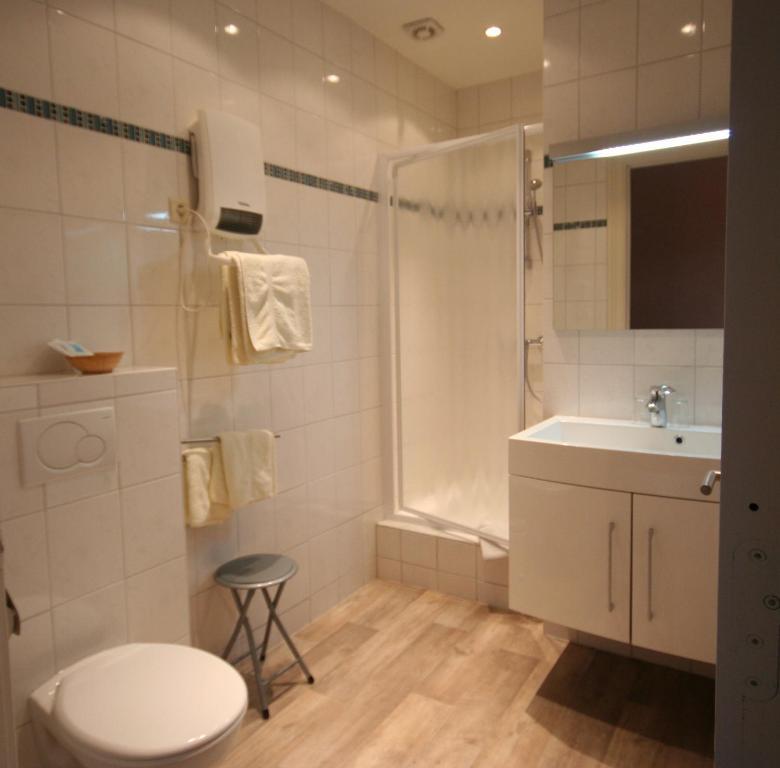 Hostellerie La Maison Ставло Номер фото
